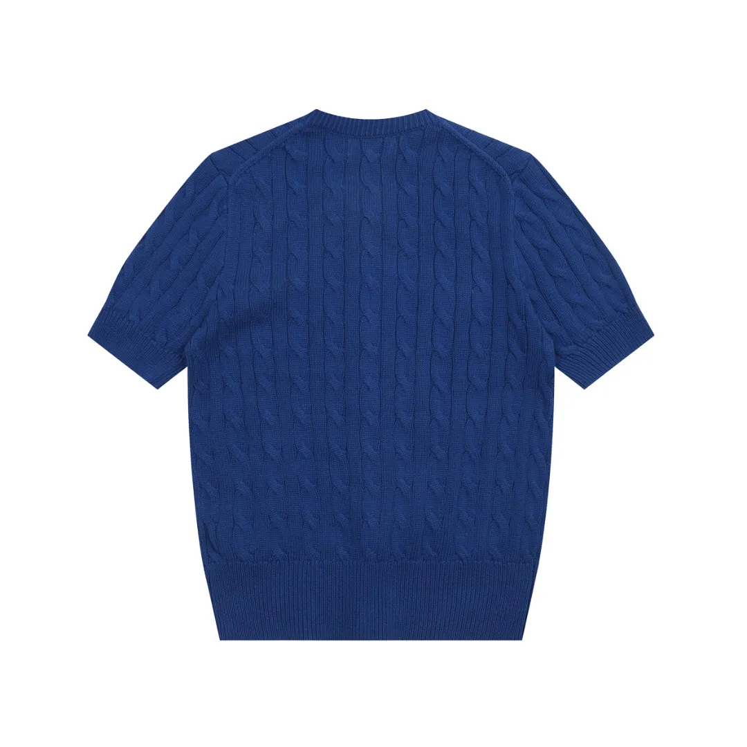 🅿️176 "Top quality" Style number: DS021# (not off the shelves all year round) [Ralph Lauren round neck cardigan solid color pony embroidered logo knitted short sleeves] ✅Ralph Lauren classic basic versatile all-season cardigan knitted short sleeves ✅Main supplier platform live broadcast Wholesale entities Replenish when out of stock Not off the shelves ✅ZP quality 1:1 version Scan the code to enter the GF website Counter quality ✅Details and quality are the only one in Guangzhou. Imported quality cotton yarn, focusing on high-end, cost-effective. Needless to say good quality. ✅The version is restored to the original order. The maximum size can be worn up to 160 pounds. Loose, comfortable and stress-free.
